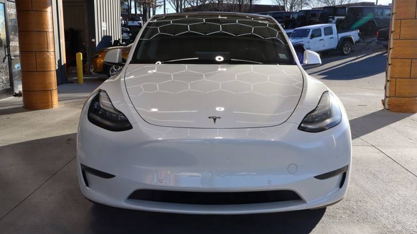 2021 Tesla Model Y 5YJYGDEE6MF076954