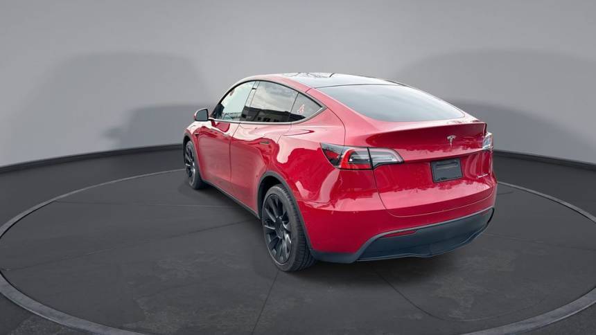 2021 Tesla Model Y 5YJYGDEE3MF108078