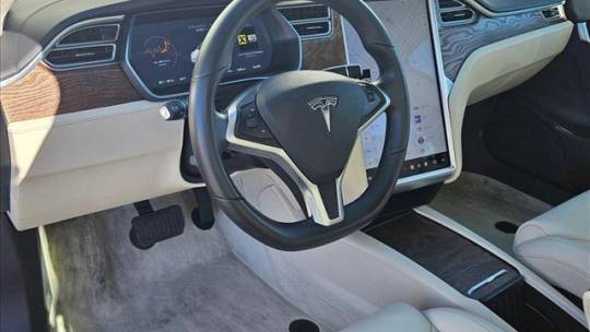 2018 Tesla Model S 5YJSA1E25JF247491