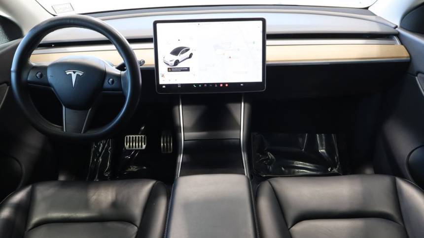 2021 Tesla Model Y 5YJYGDEE6MF076954