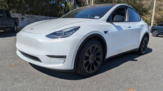 2021 Tesla Model Y 5YJYGDEE8MF239359