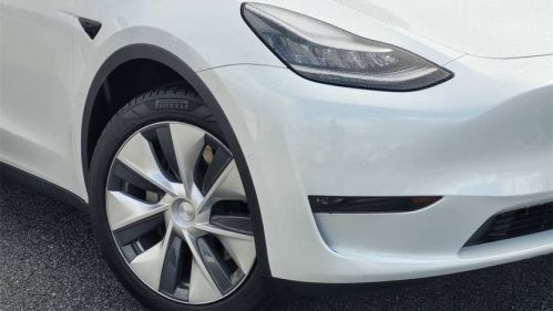 2020 Tesla Model Y 5YJYGDEE3LF010781