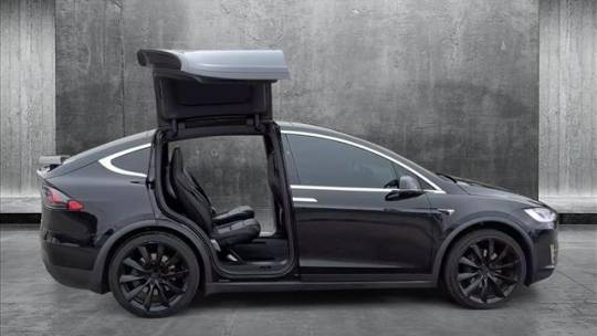 2019 Tesla Model X 5YJXCBE28KF188721