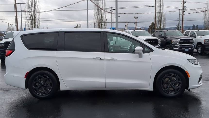 2022 Chrysler Pacifica 2C4RC1L75NR173524