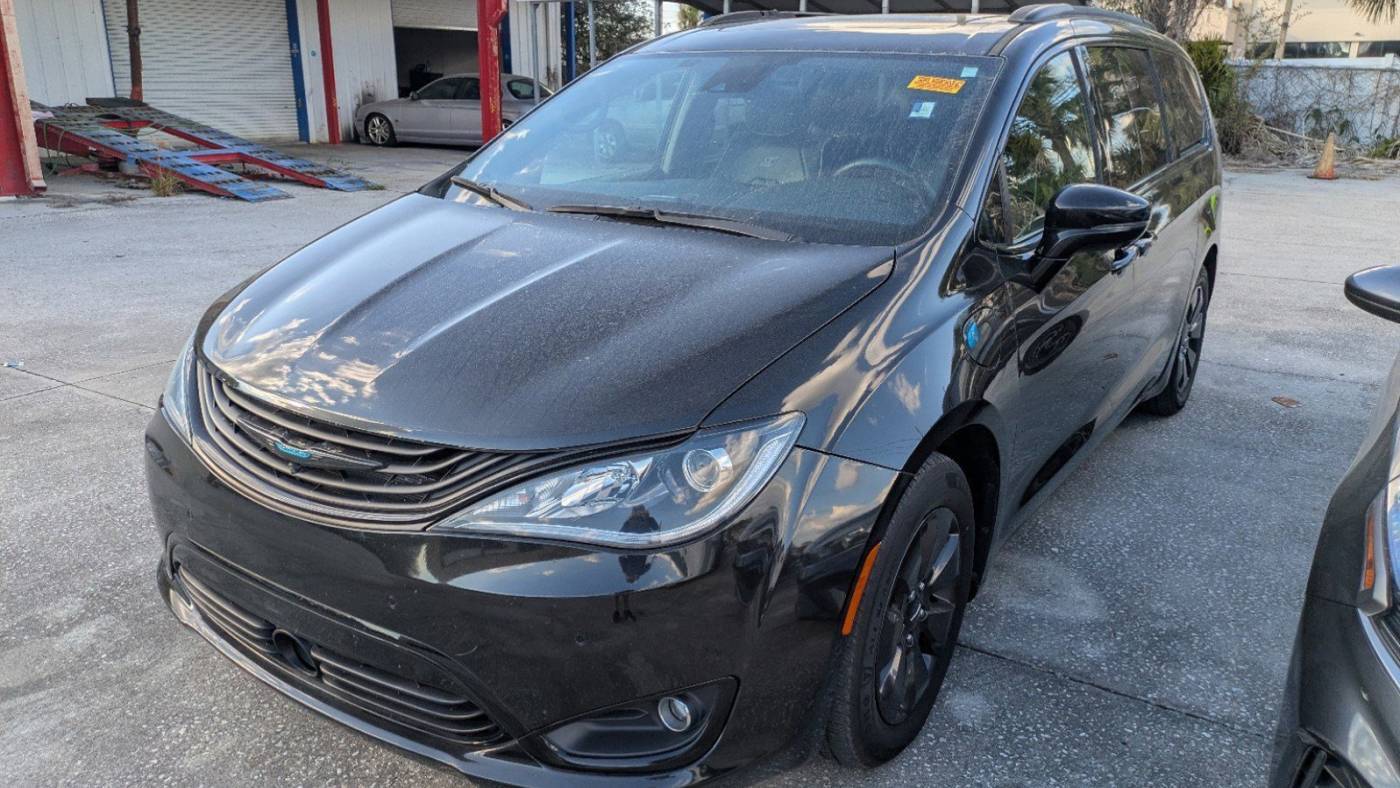 2019 Chrysler Pacifica 2C4RC1N79KR526839