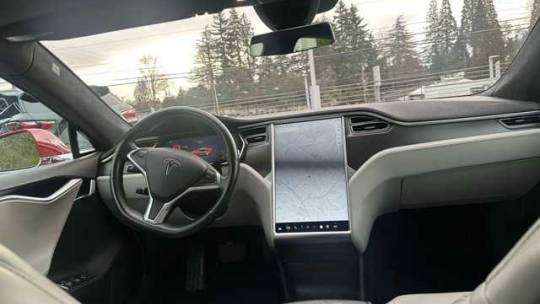 2016 Tesla Model S 5YJSA1E22GF125387