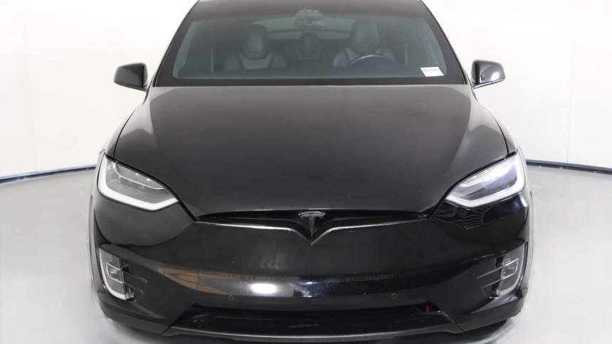 2018 Tesla Model X 5YJXCAE22JF124604