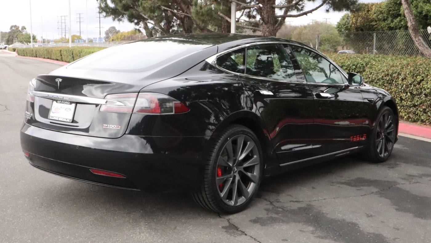 2018 Tesla Model S 5YJSA1E47JF242861