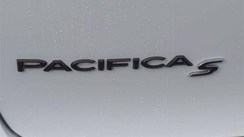 2022 Chrysler Pacifica 2C4RC1L75NR173524