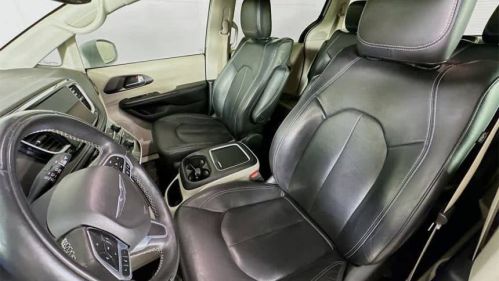 2022 Chrysler Pacifica 2C4RC1L75NR121598