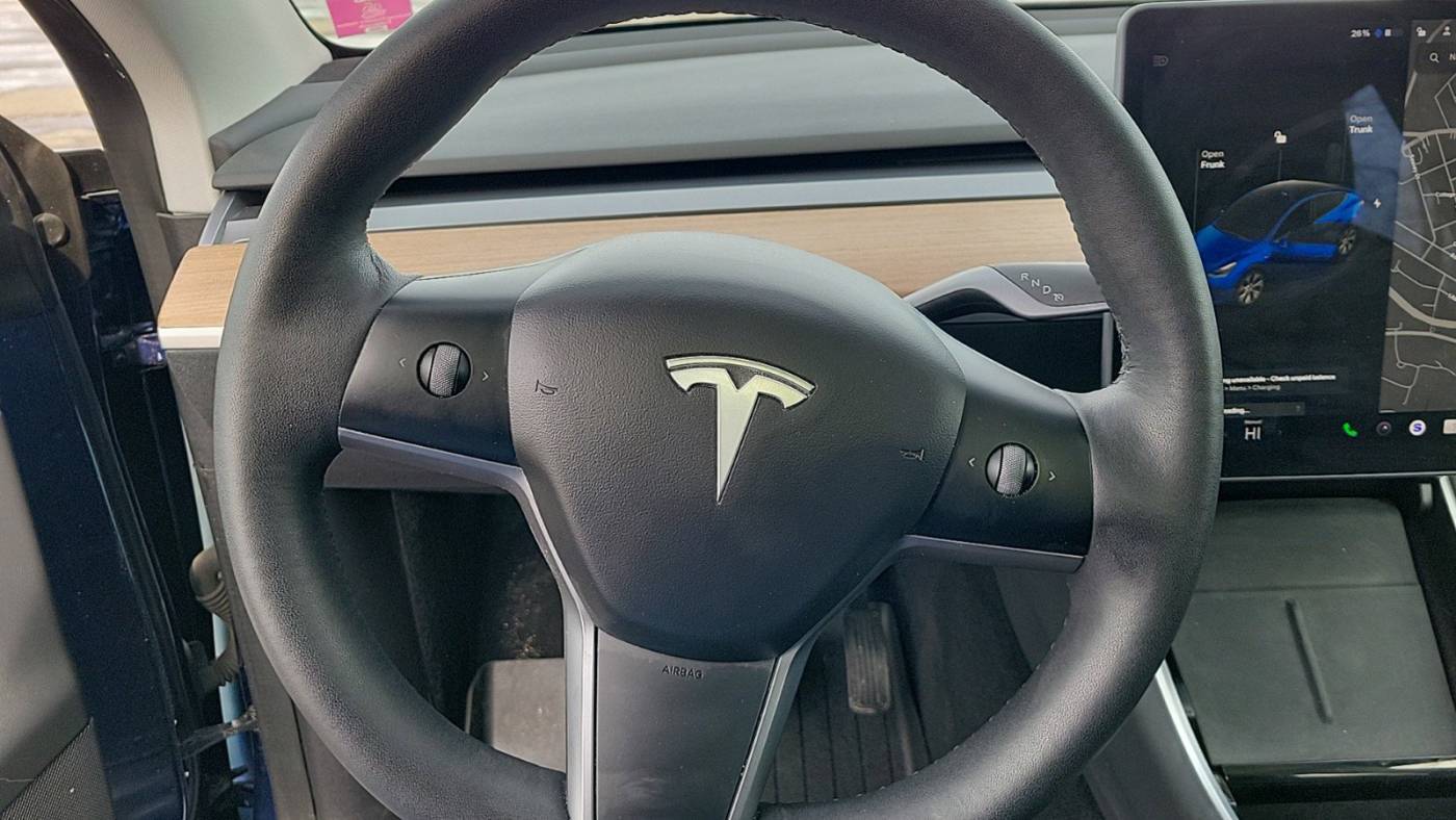 2021 Tesla Model Y 5YJYGDEE0MF119183