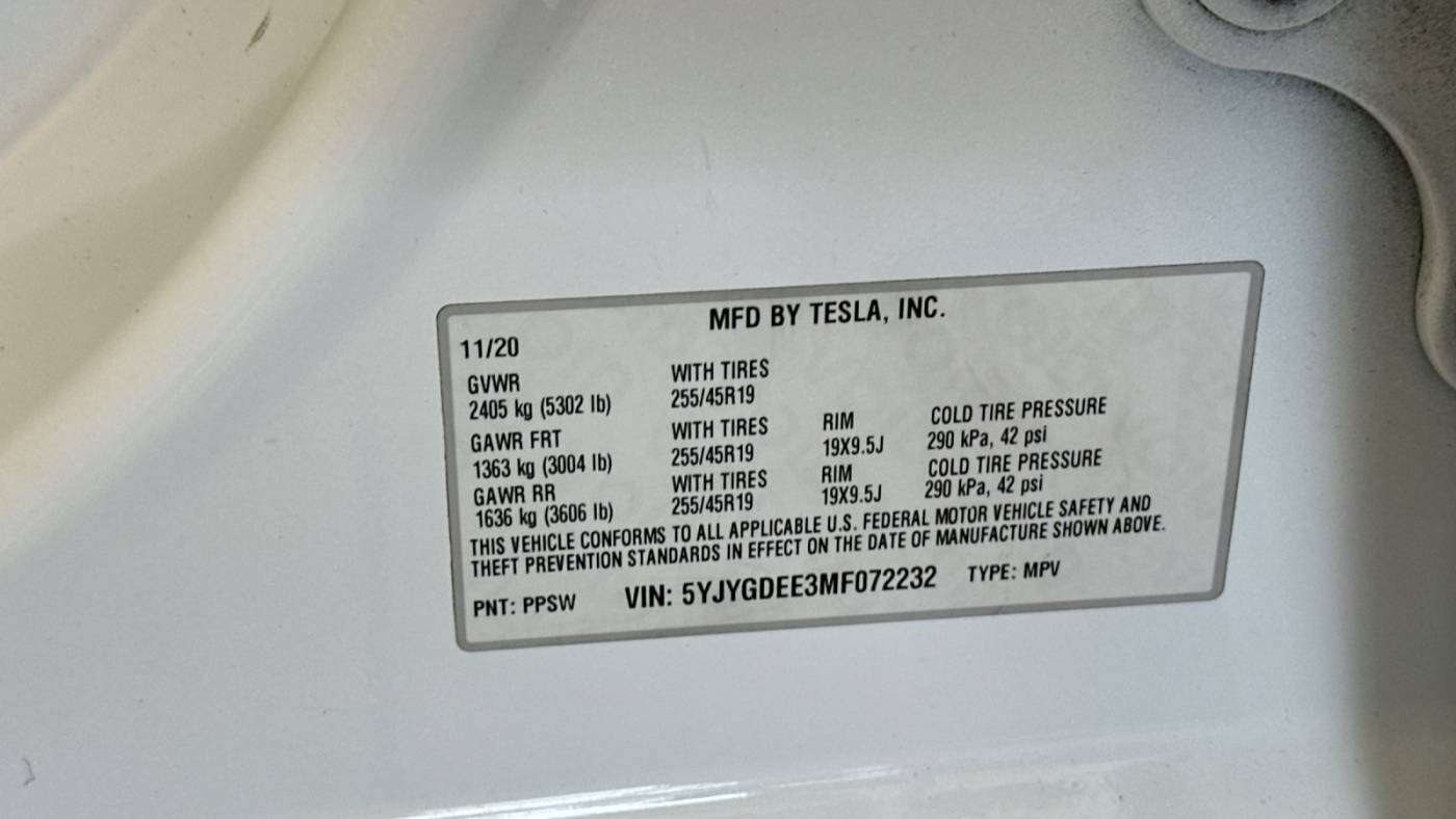 2021 Tesla Model Y 5YJYGDEE3MF072232