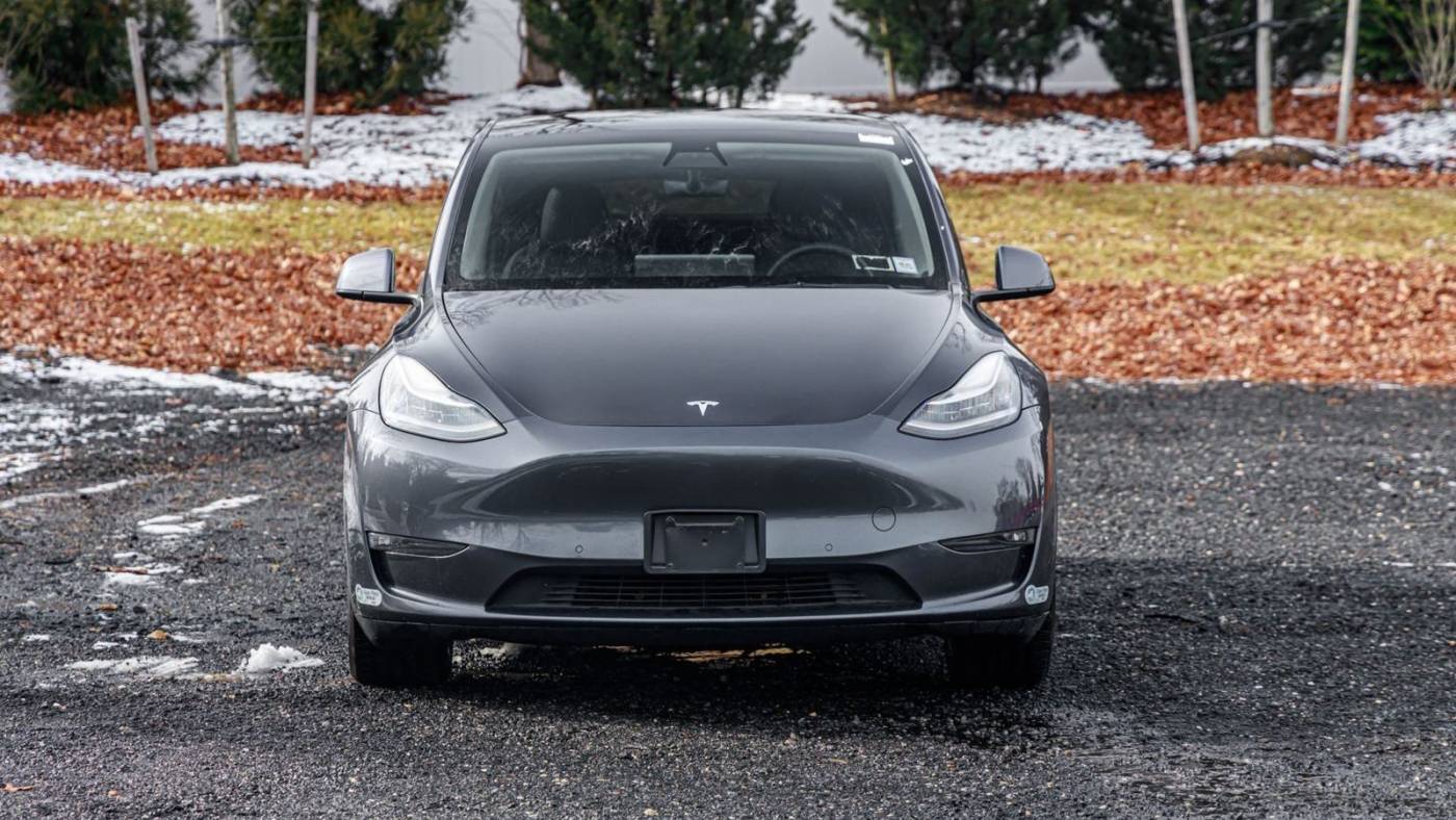 2021 Tesla Model Y 5YJYGAEE8MF191263