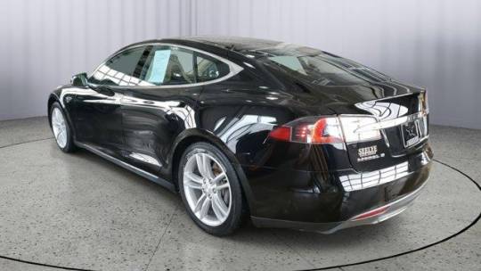 2013 Tesla Model S 5YJSA1DN1DFP07455