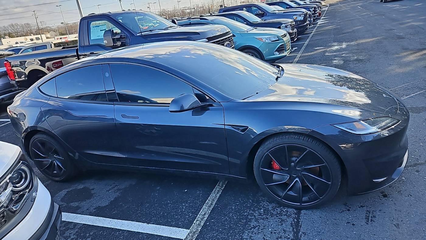 2025 Tesla Model 3 5YJ3E1ET2SF926380