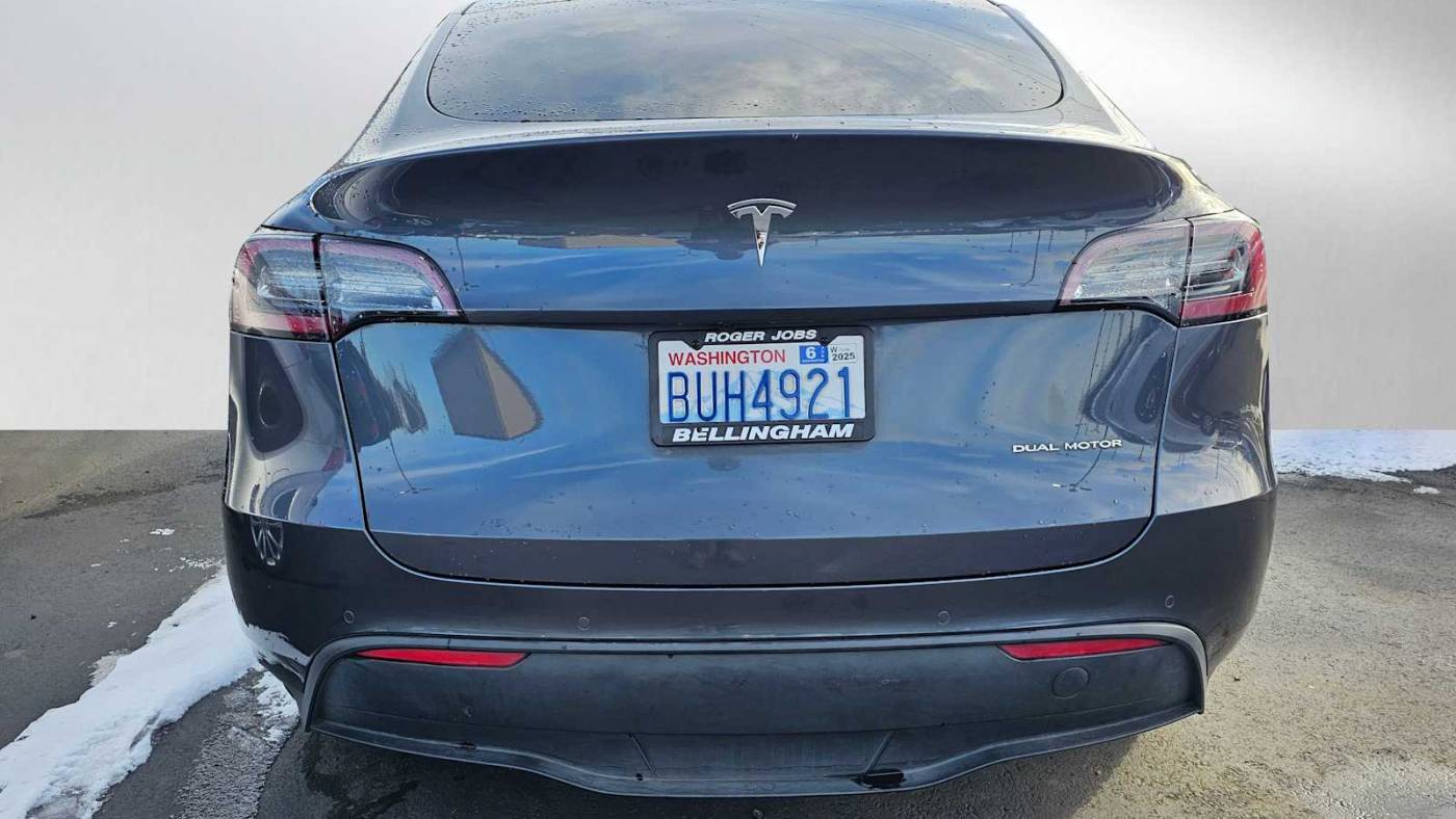 2020 Tesla Model Y 5YJYGDEE4LF018162