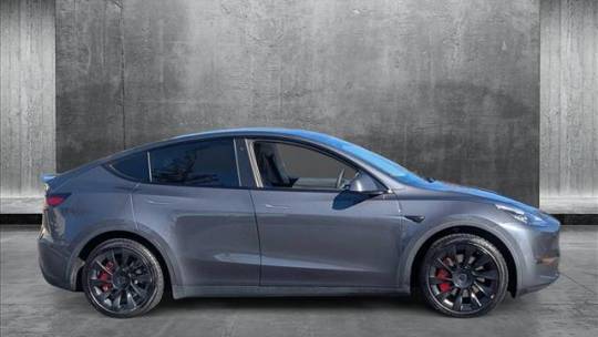 2021 Tesla Model Y 5YJYGDEE2MF160690