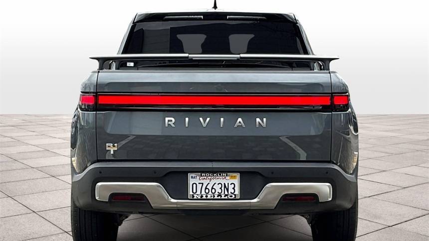 2022 Rivian R1T 7FCTGAAA6NN006251