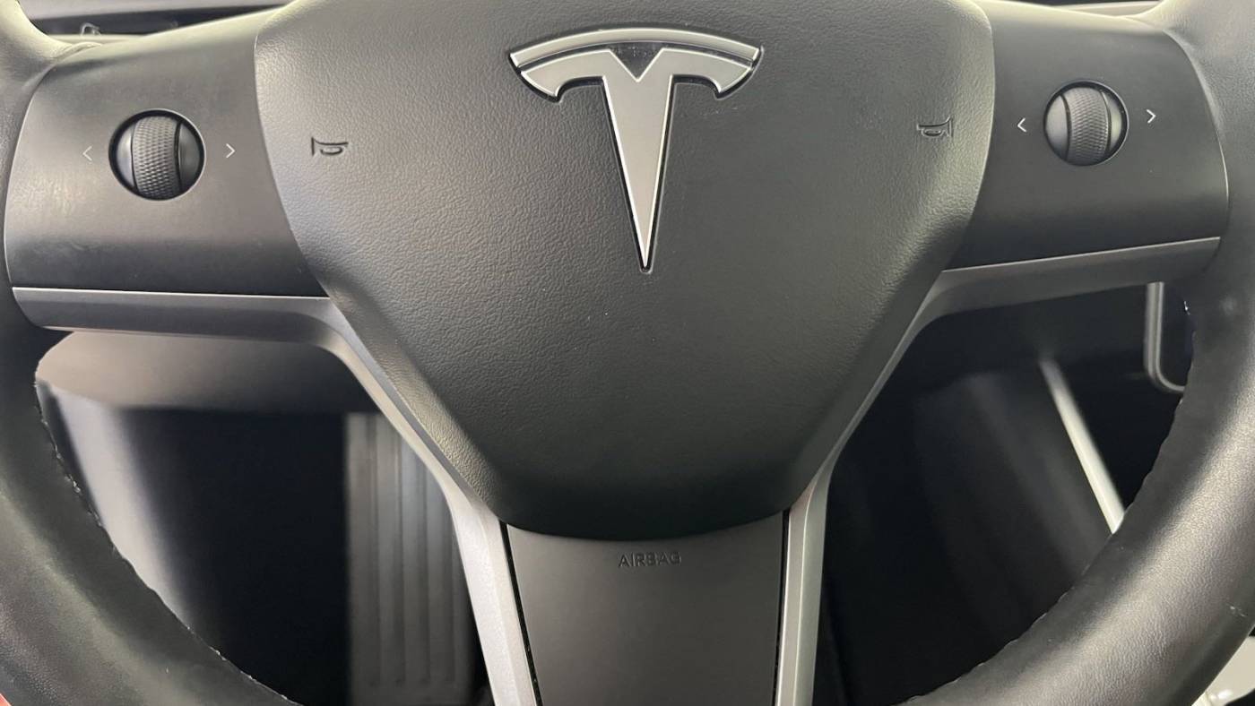 2018 Tesla Model 3 5YJ3E1EB5JF091476