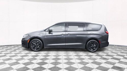 2022 Chrysler Pacifica 2C4RC1L7XNR180078