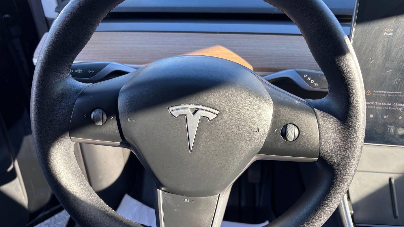 2020 Tesla Model Y 5YJYGDEE4LF033065