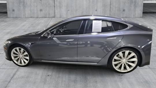 2017 Tesla Model S 5YJSA1E21HF195433