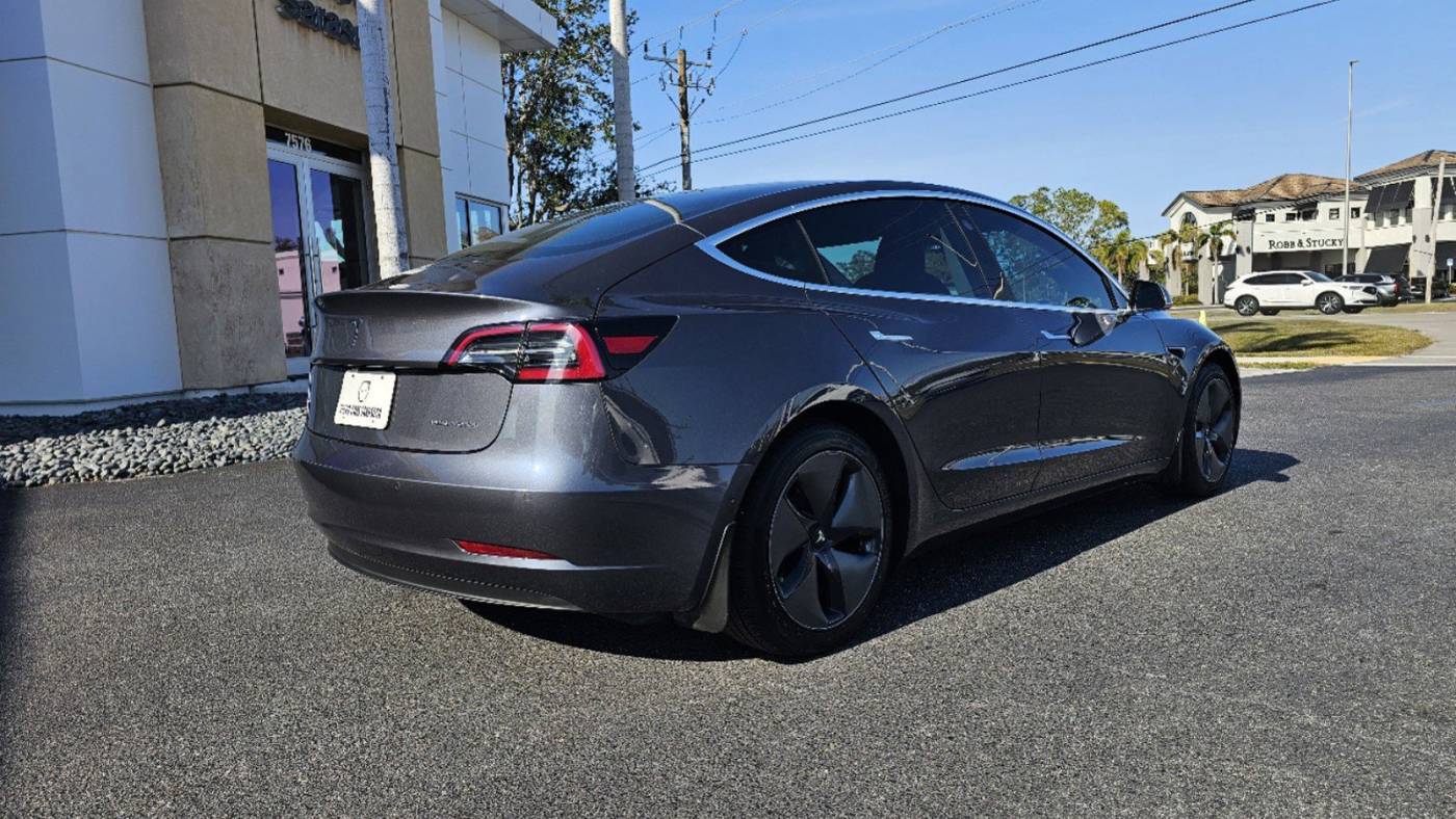 2020 Tesla Model 3 5YJ3E1EB9LF663975