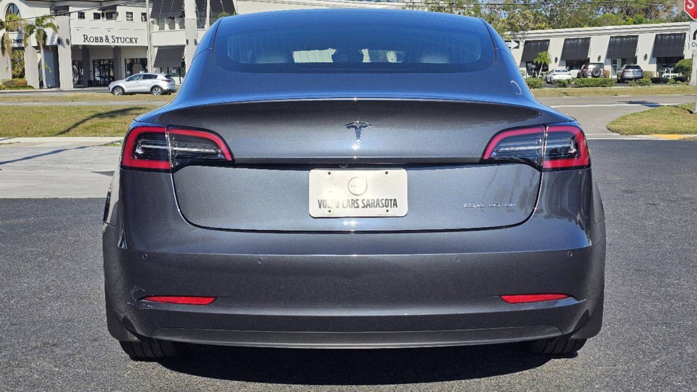 2020 Tesla Model 3 5YJ3E1EB9LF663975