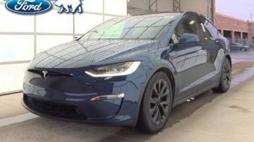 2022 Tesla Model X 7SAXCBE54NF333576