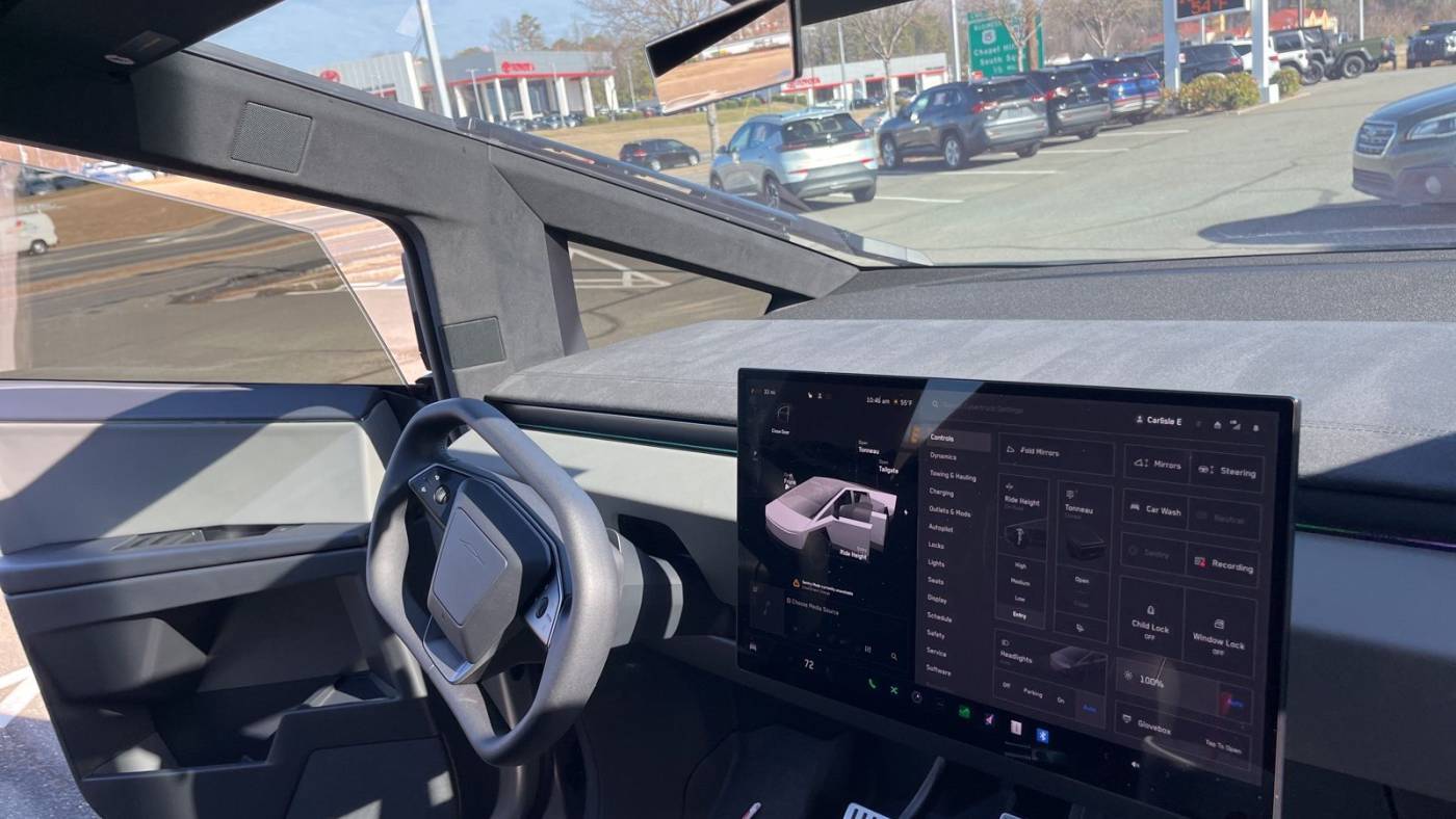 2024 Tesla Cybertruck 7G2CEHEE8RA030647