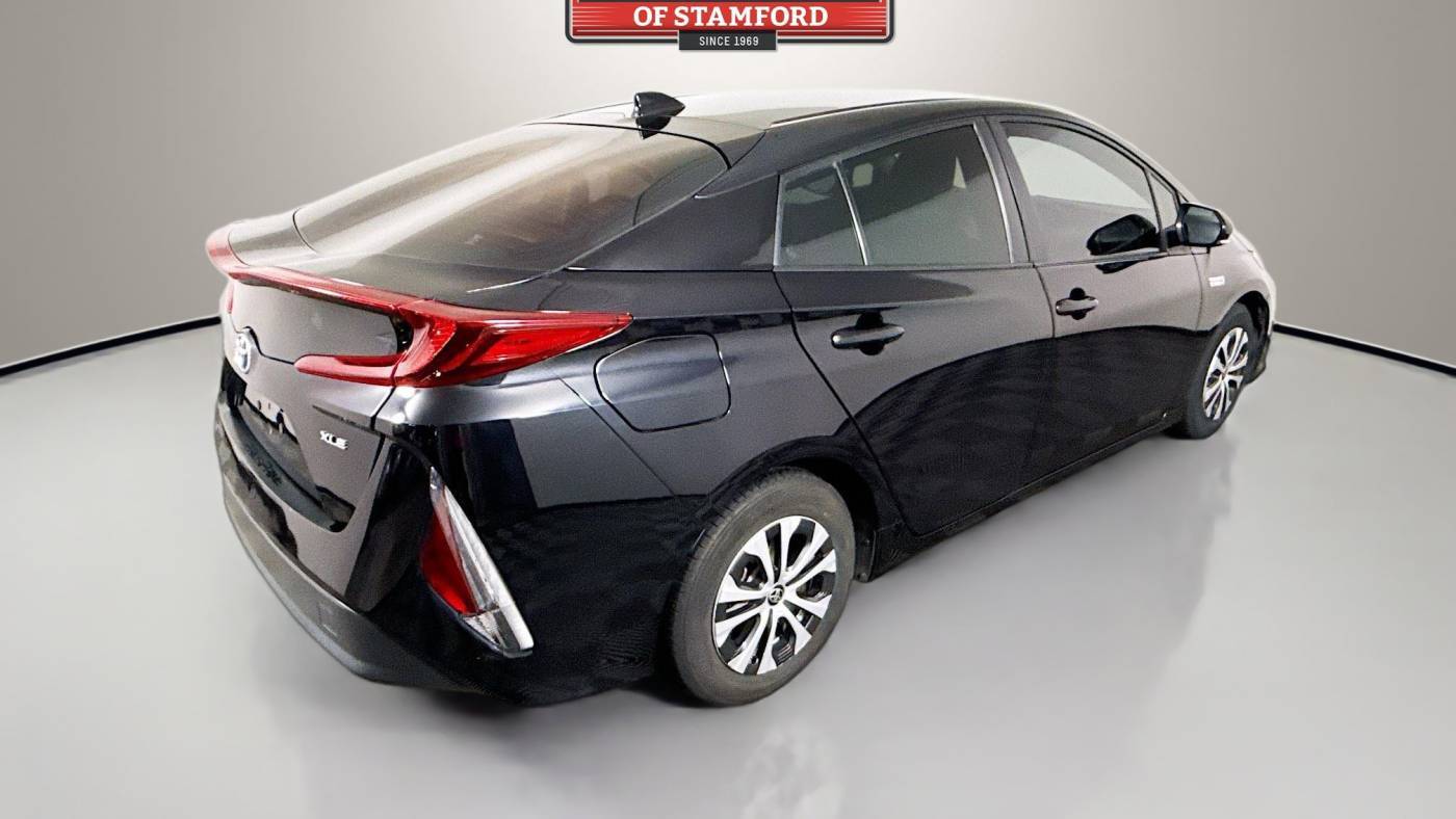 2021 Toyota Prius Prime JTDKAMFP1M3179901