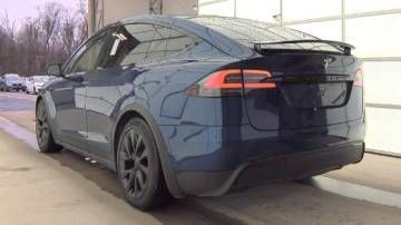 2022 Tesla Model X 7SAXCBE54NF333576