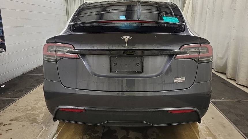 2022 Tesla Model X 7SAXCBE66NF333703