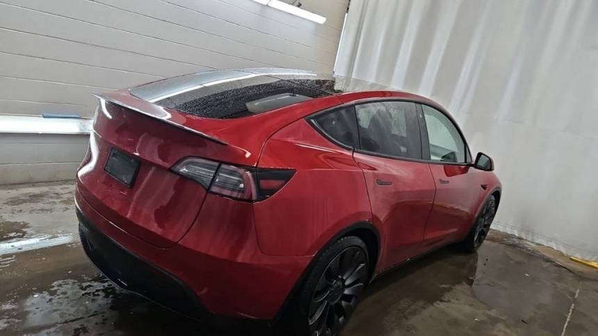 2020 Tesla Model Y 5YJYGDEF1LF015633