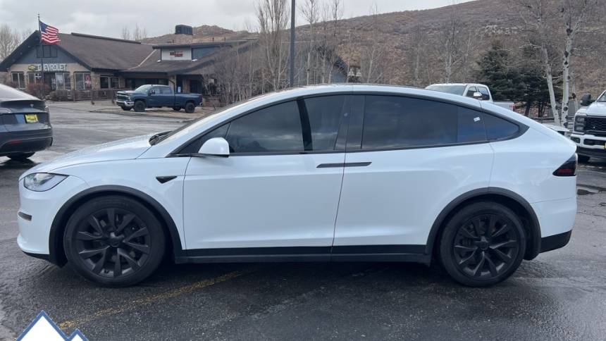 2022 Tesla Model X 7SAXCDE59NF346304