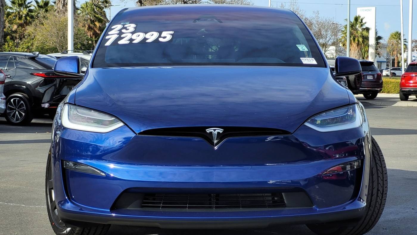 2023 Tesla Model X 7SAXCBE60PF395438