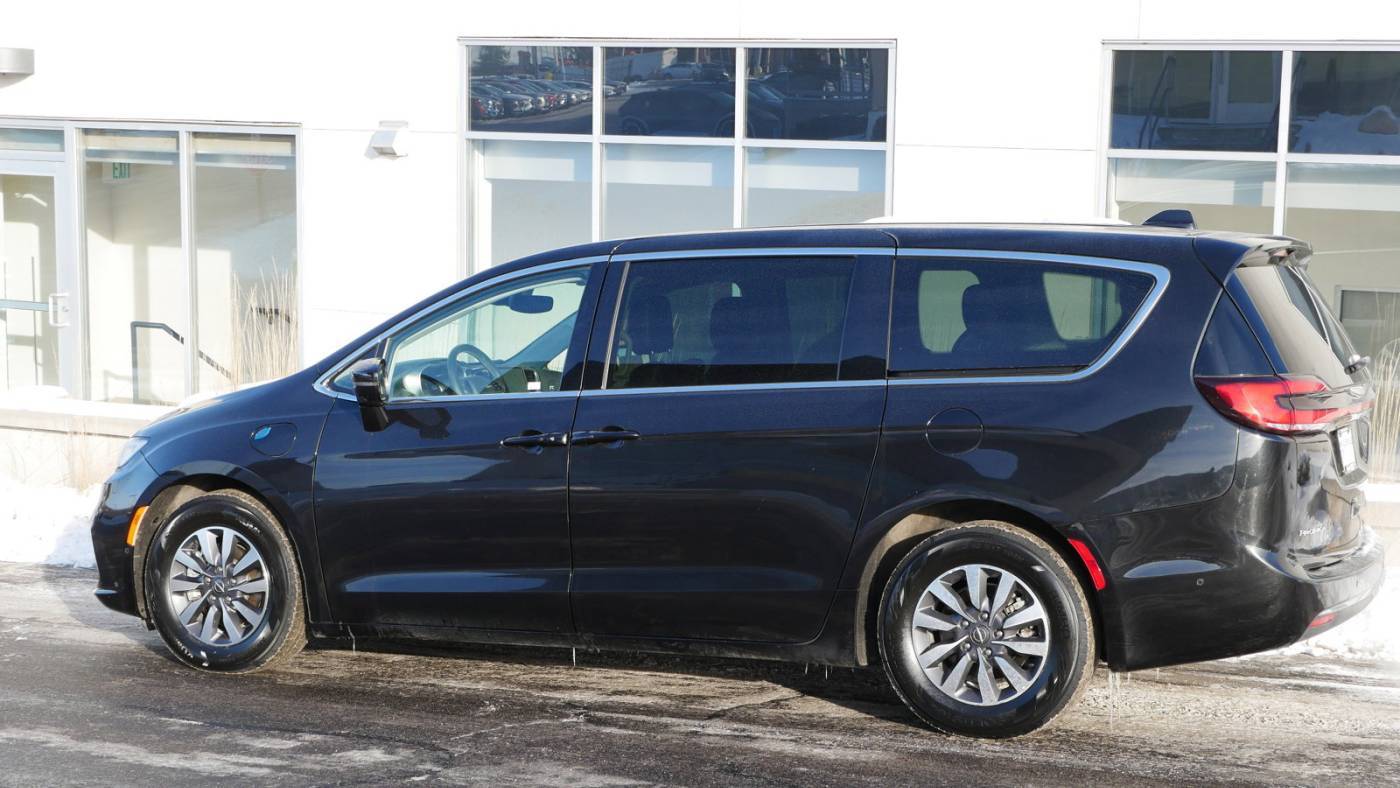 2022 Chrysler Pacifica 2C4RC1L7XNR143693