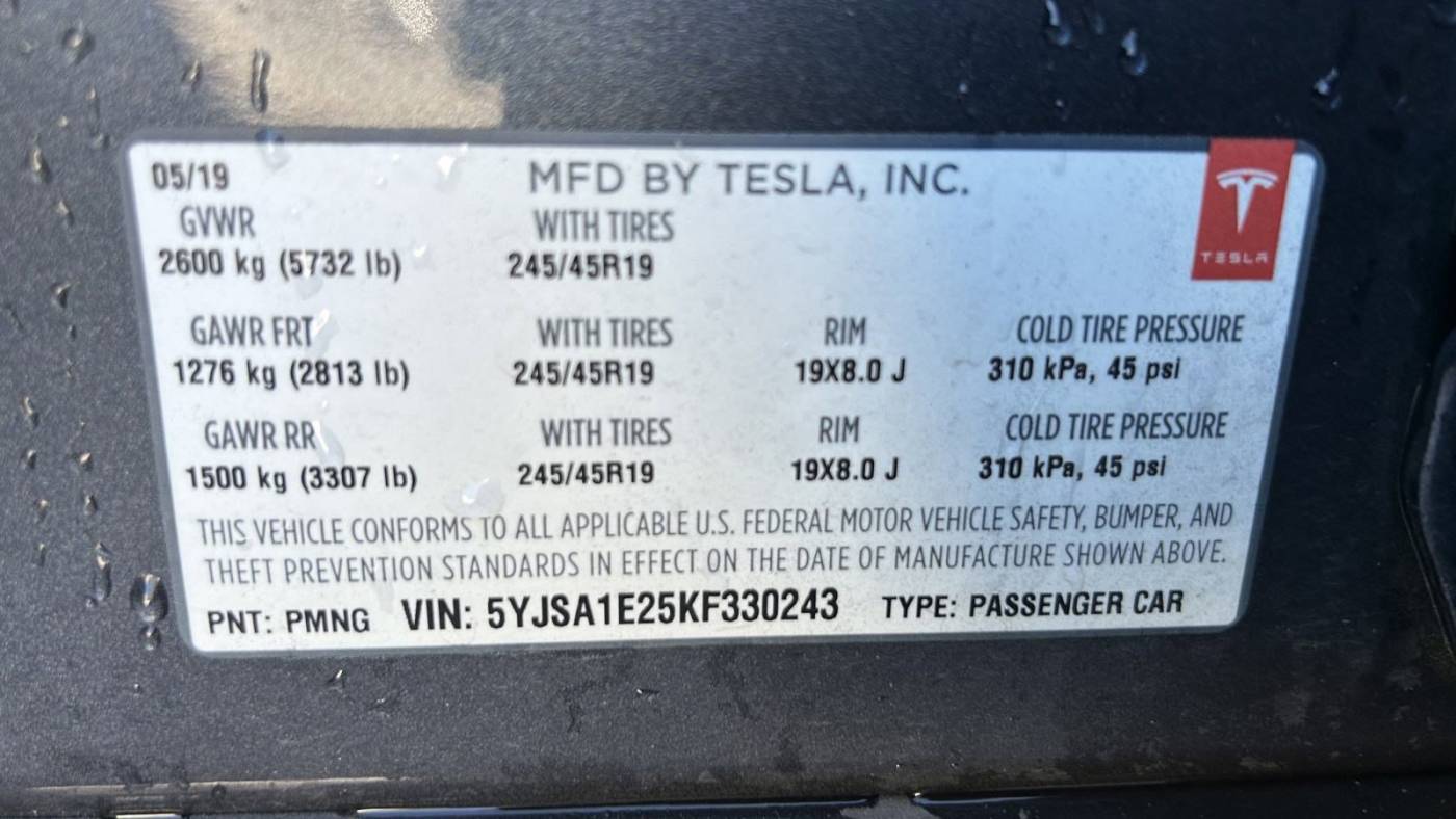 2019 Tesla Model S 5YJSA1E25KF330243