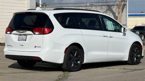 2020 Chrysler Pacifica 2C4RC1N73LR278993