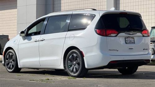 2020 Chrysler Pacifica 2C4RC1N73LR278993