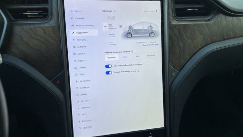 2019 Tesla Model S 5YJSA1E25KF330243