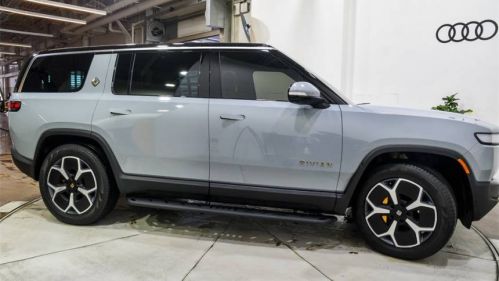 2023 Rivian R1S 7PDSGABA9PN026506