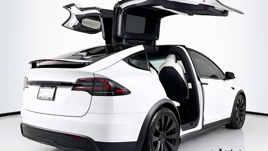 2023 Tesla Model X 7SAXCBE50PF366951