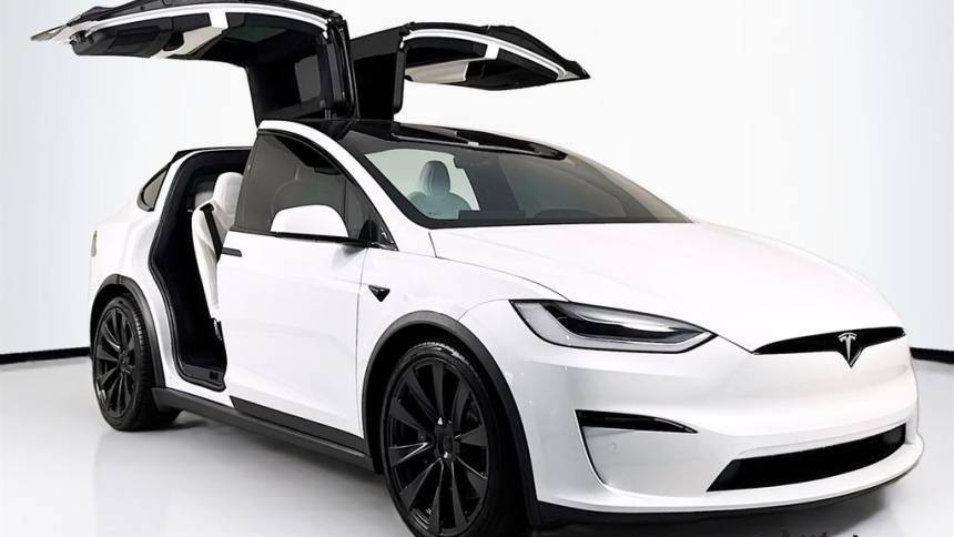 2023 Tesla Model X 7SAXCBE50PF366951