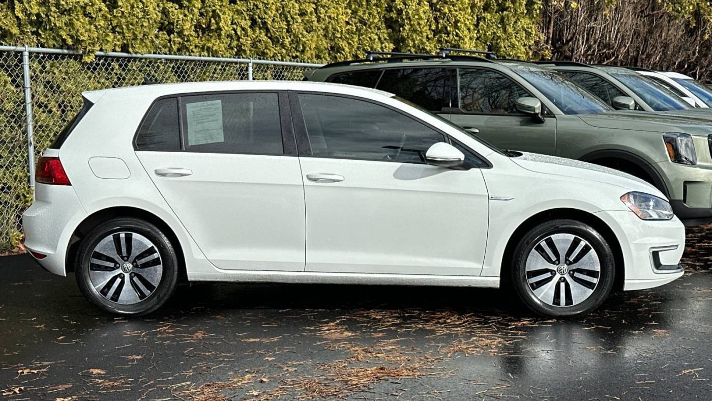 2016 Volkswagen e-Golf WVWKP7AU3GW910568