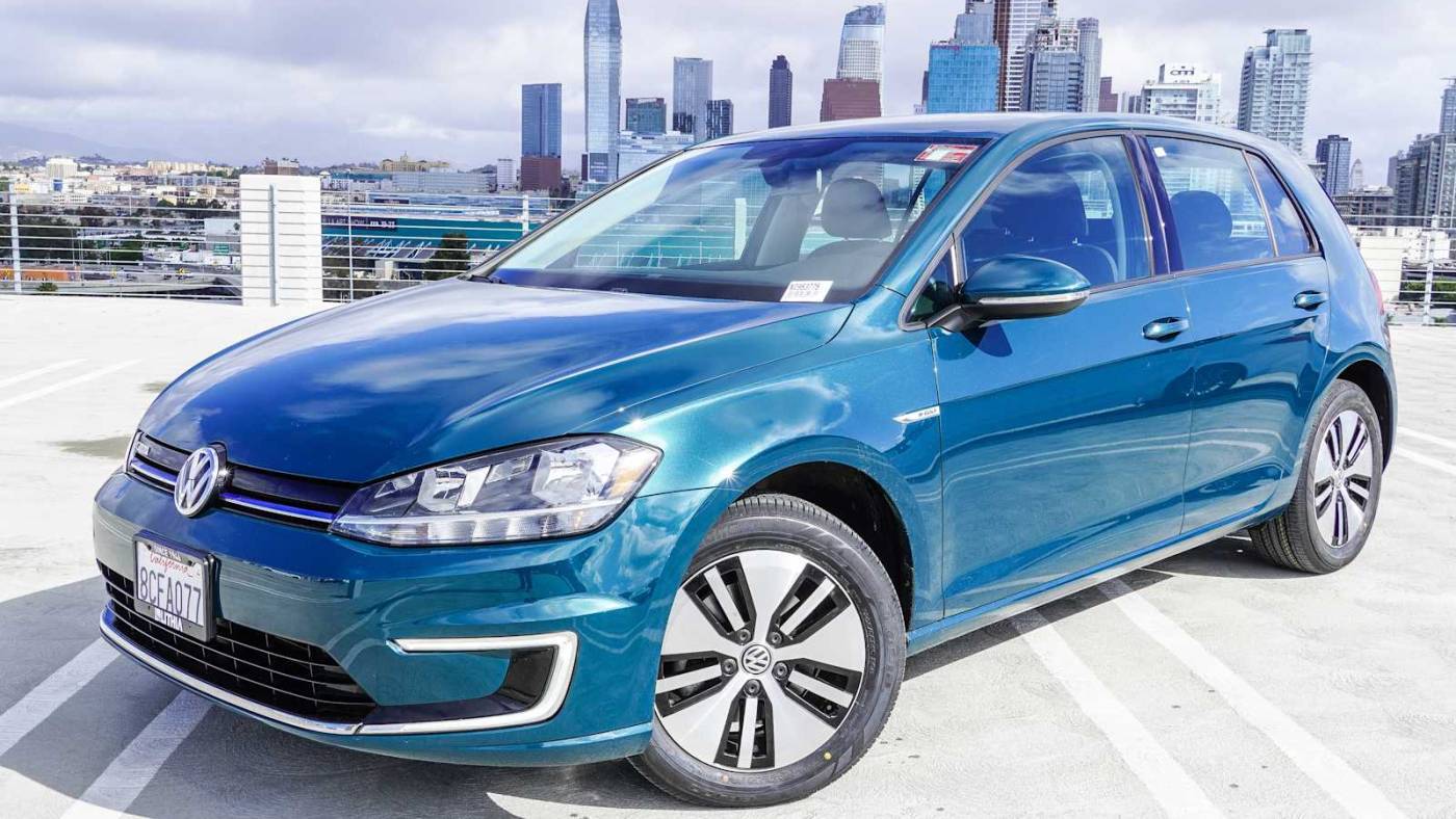 2017 Volkswagen e-Golf WVWKR7AU9HW953775