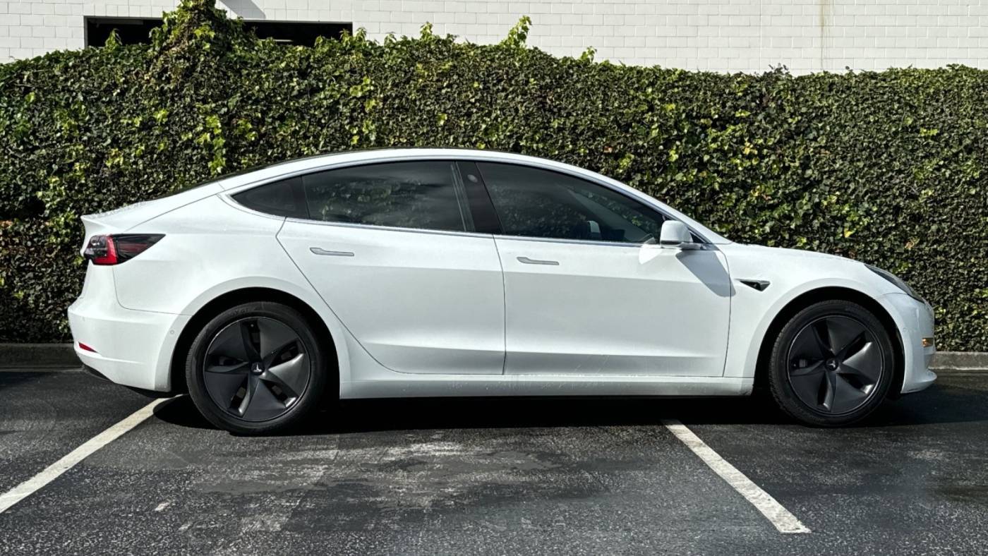 2018 Tesla Model 3 5YJ3E1EA3JF053753