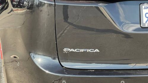 2022 Chrysler Pacifica 2C4RC1L71NR147972