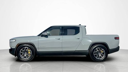 2024 Rivian R1T 7FCTGAAA9RN033823