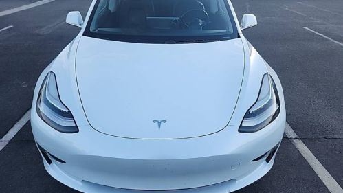 2019 Tesla Model 3 5YJ3E1EB3KF199709